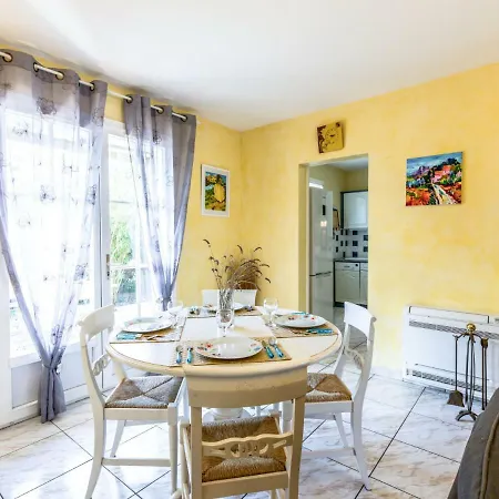 度假居 Les Grillons By Interhome